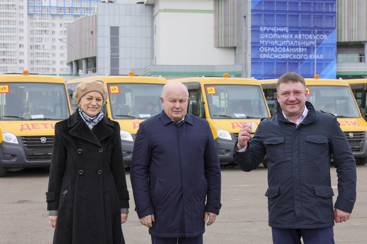 🚍 В Железногорск едет новый школьный автобус | 27.04.2023 | Красноярск -  БезФормата